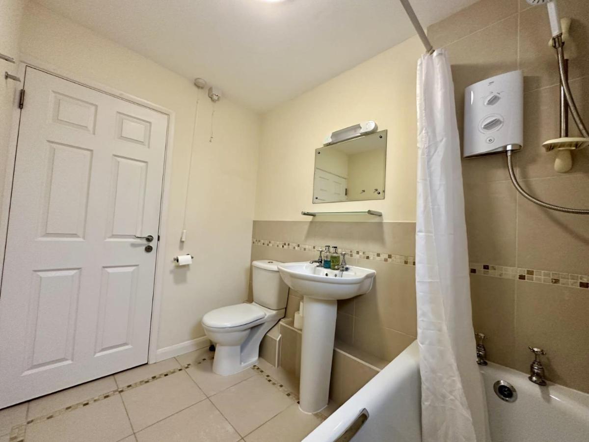 Super Apartment Next To Bicester Village Sleeps 4 Buitenkant foto